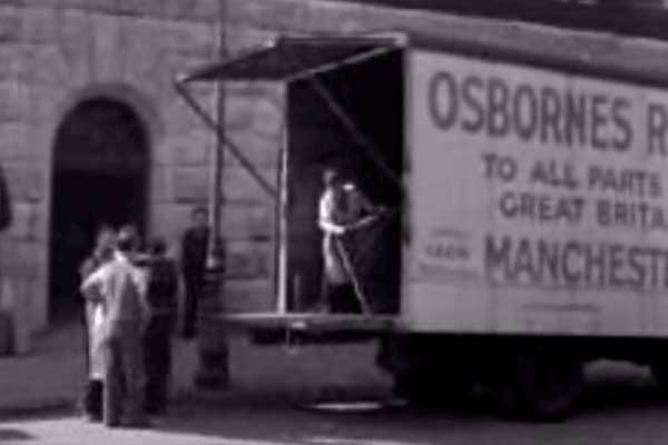 Osbornes Removers archive 1930s removal van image