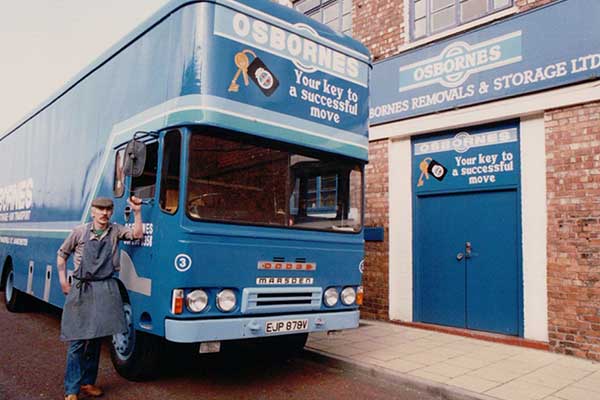 Osbornes Removers archive 1970s removal van image
